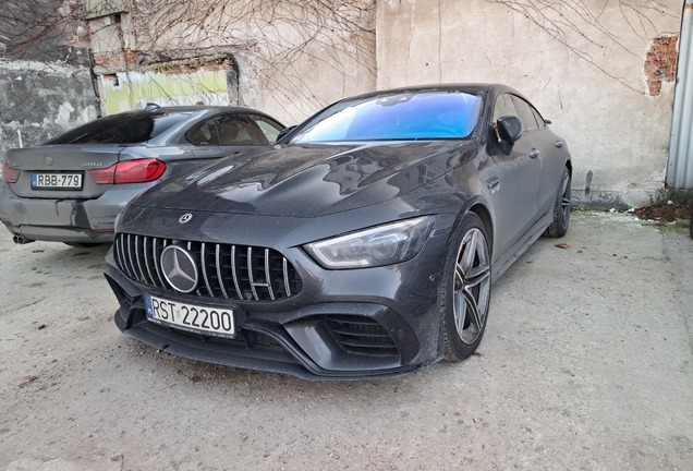 Mercedes-AMG GT 63 S X290