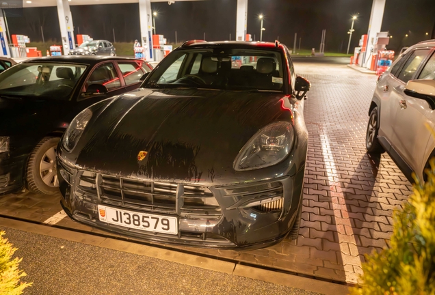 Porsche 95B Macan GTS MkII
