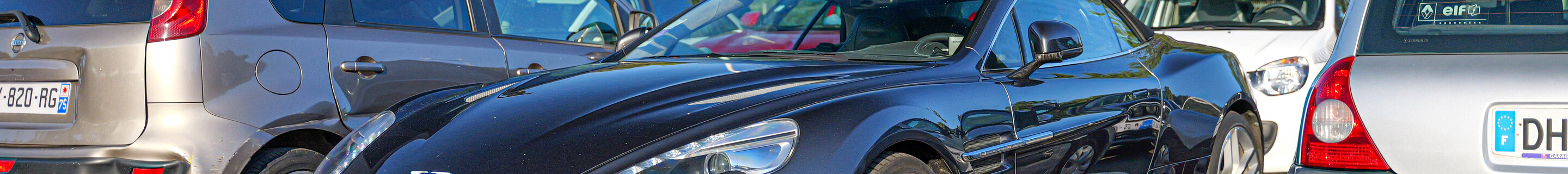 Aston Martin Vanquish Volante