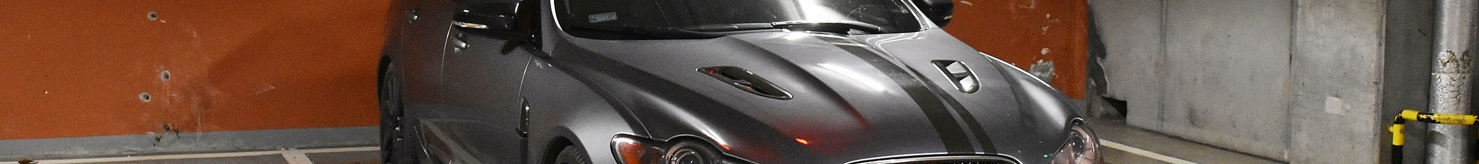 Jaguar XFR