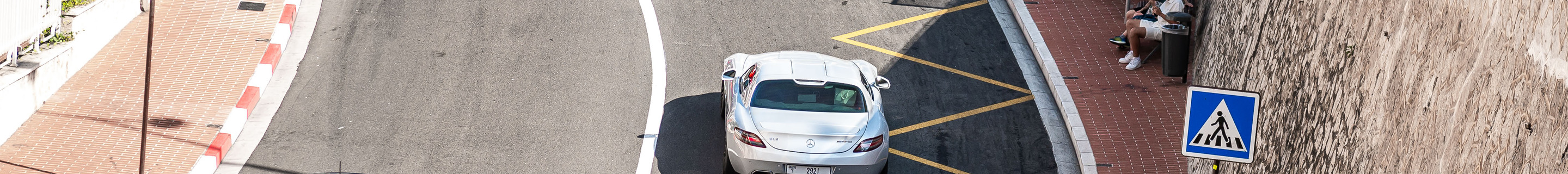Mercedes-Benz SLS AMG