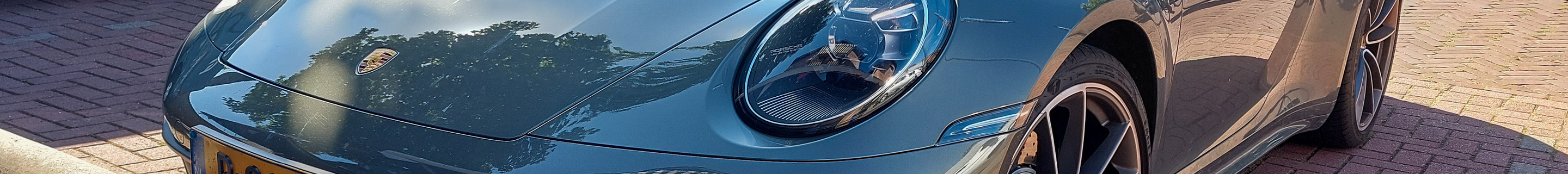 Porsche 992 Carrera 4S Cabriolet