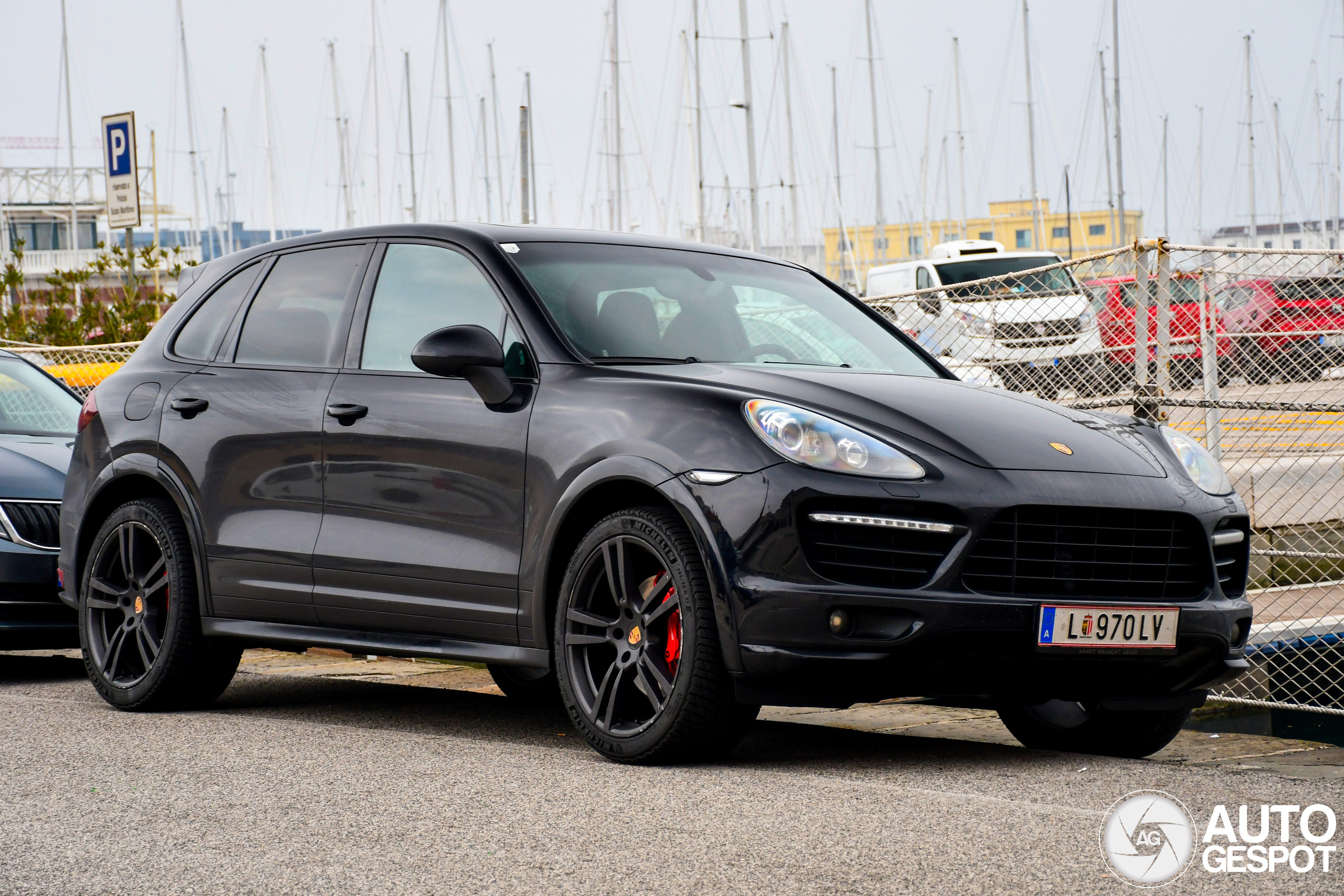 Porsche 958 Cayenne GTS