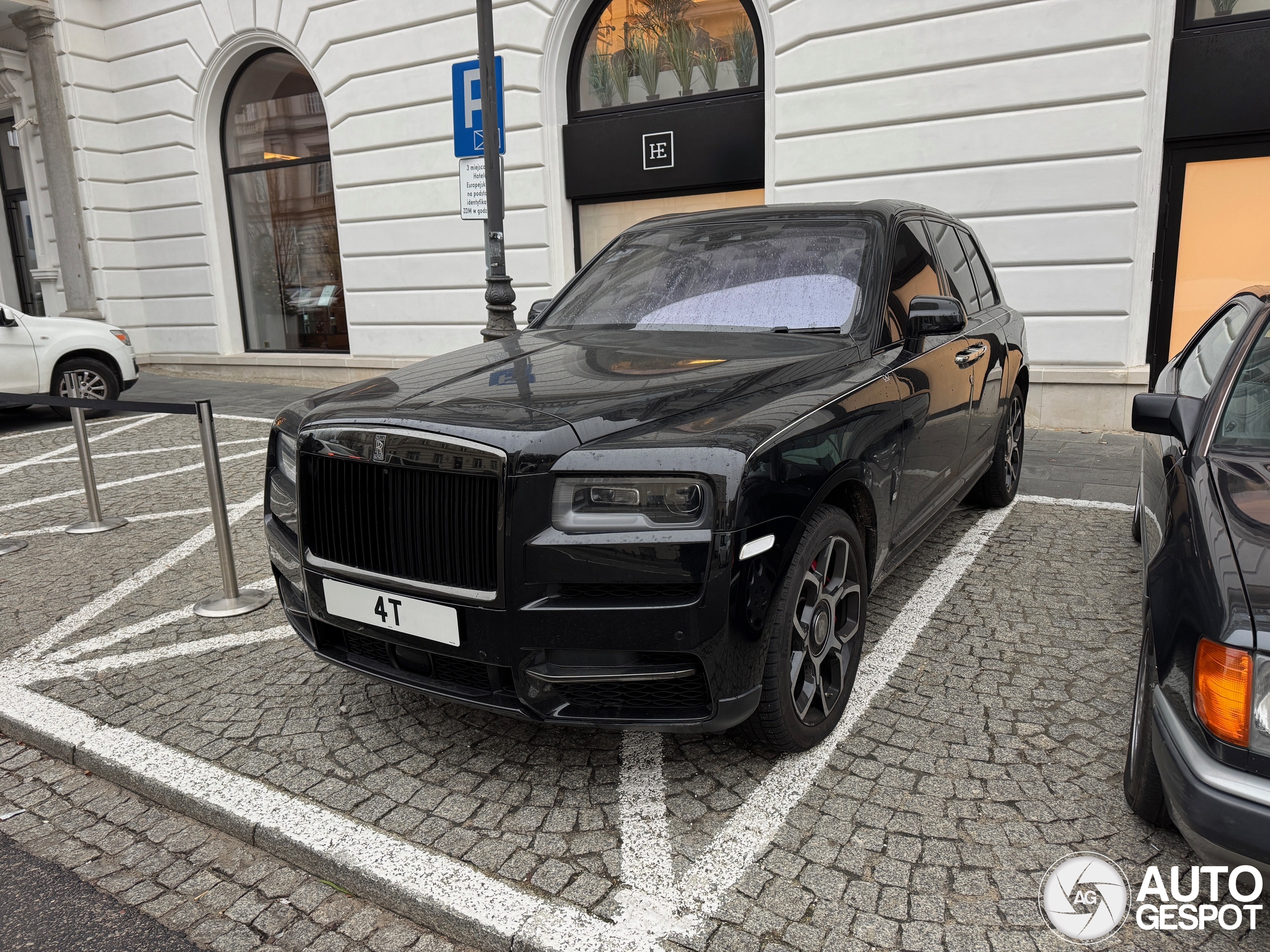 Rolls-Royce Cullinan Black Badge
