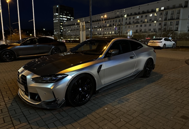 BMW M4 G82 Coupé Competition Design RED.911