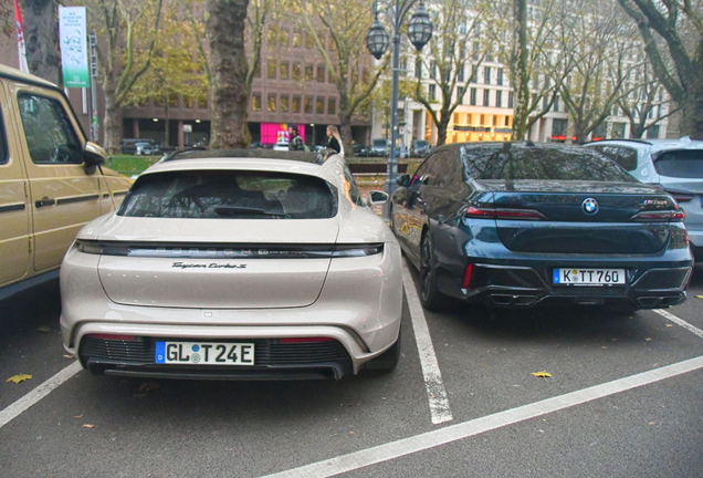 BMW M760e xDrive