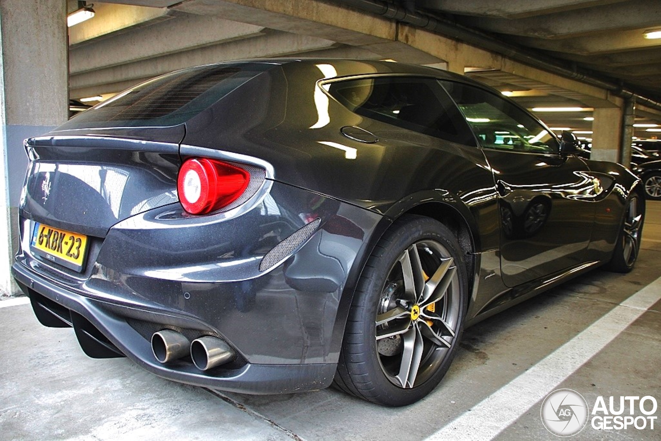Ferrari FF
