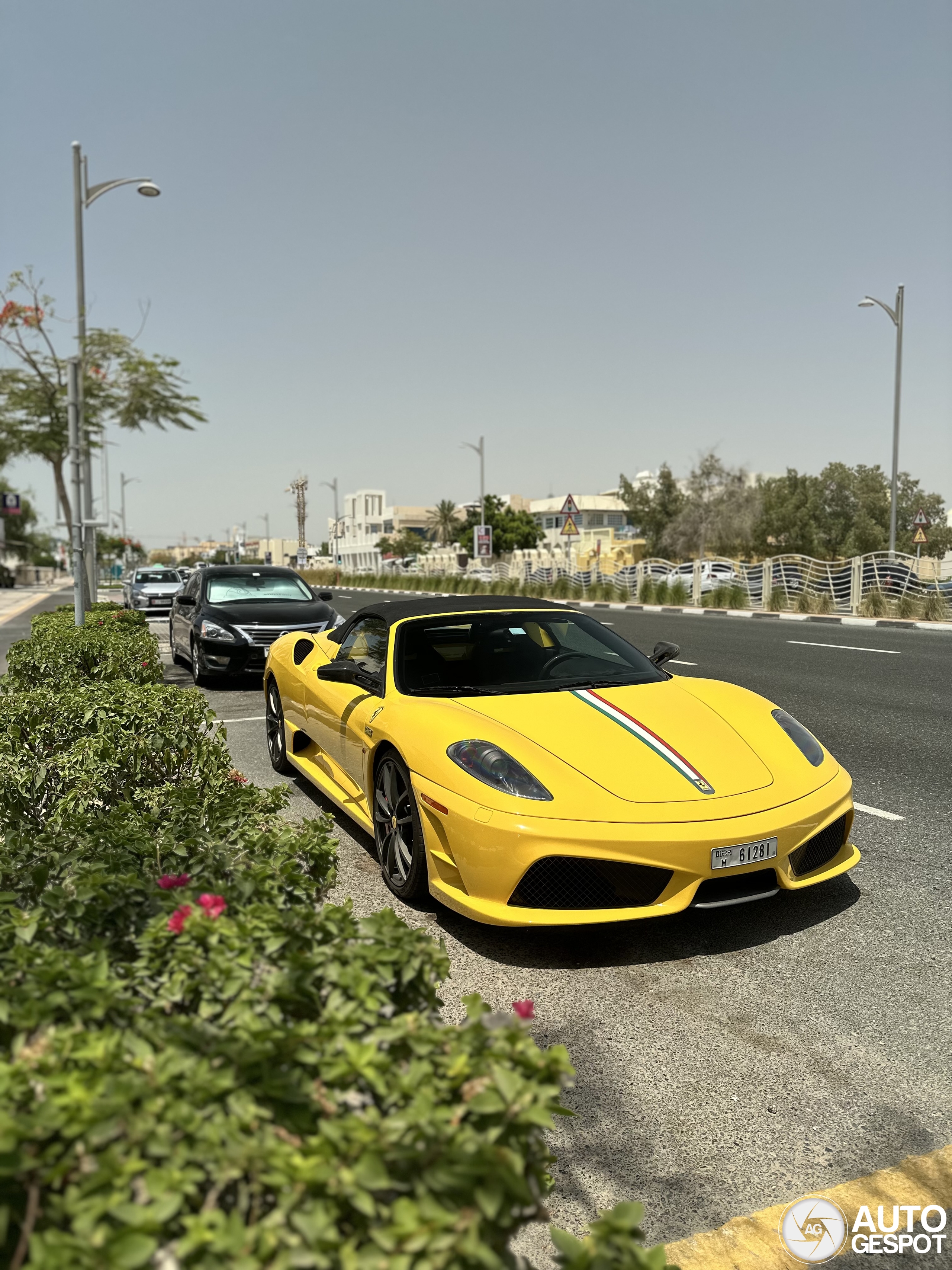Ferrari Scuderia Spider 16M