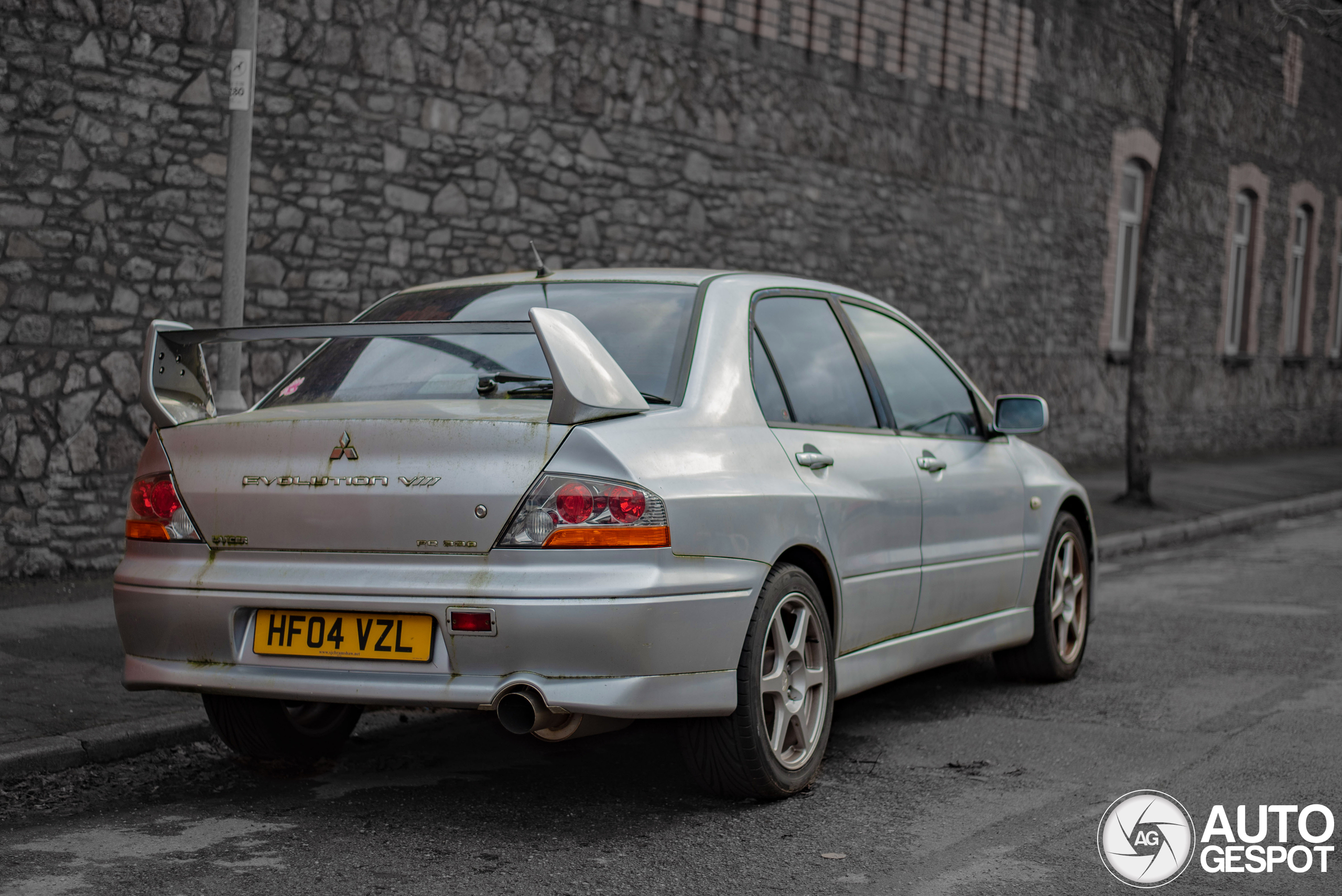 Mitsubishi Lancer Evolution VIII FQ-330