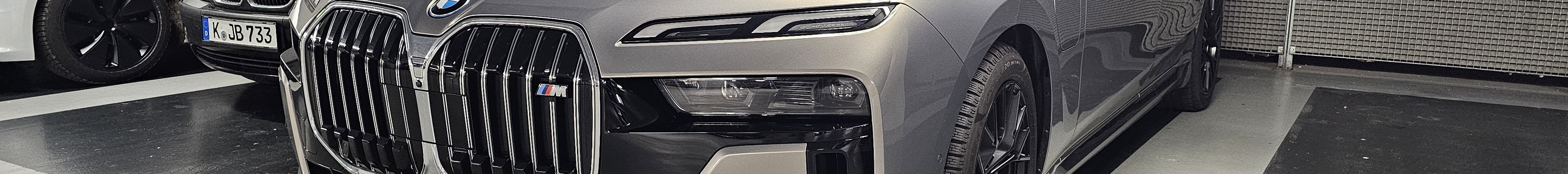 BMW M760e xDrive