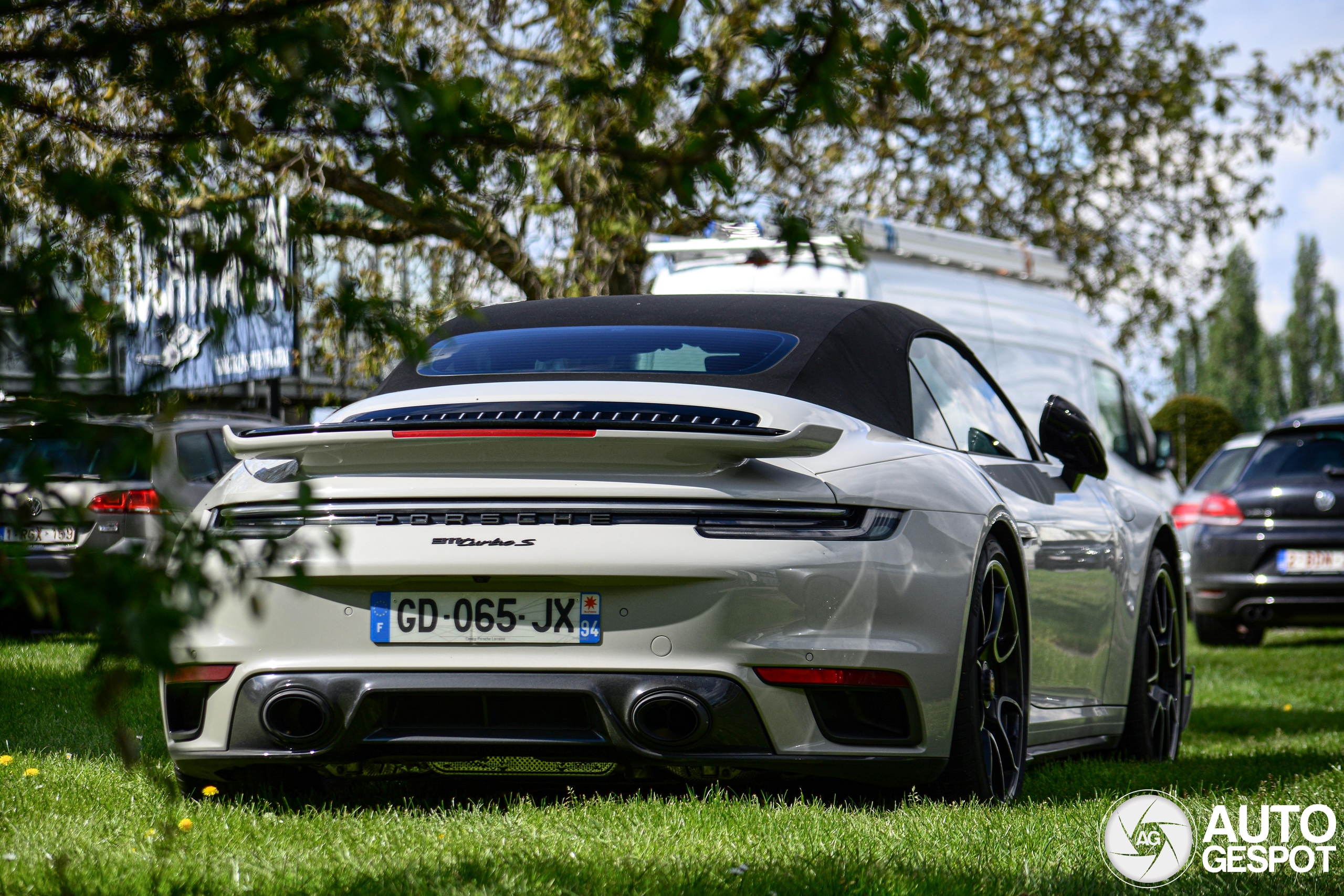 Porsche 992 Turbo S Cabriolet