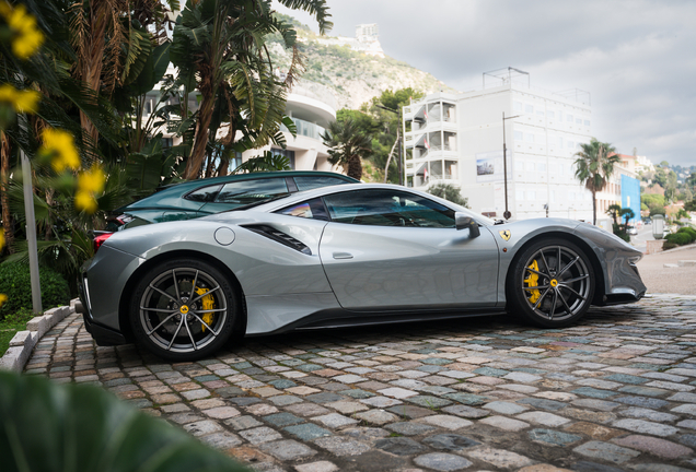 Ferrari 488 Pista