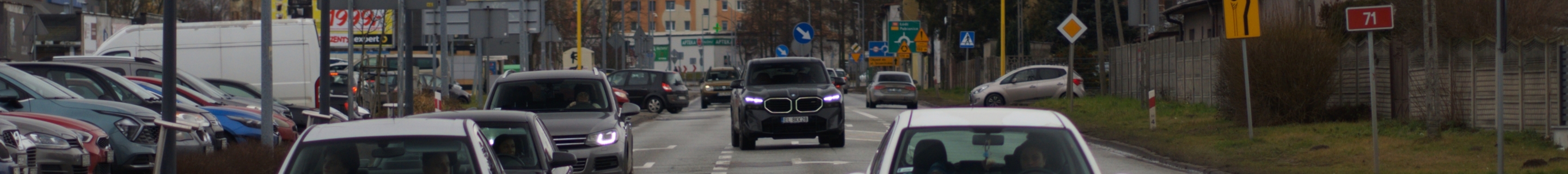 BMW XM G09