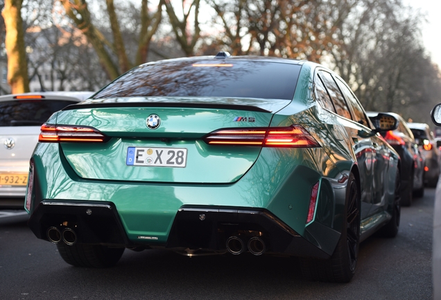 BMW M5 G90