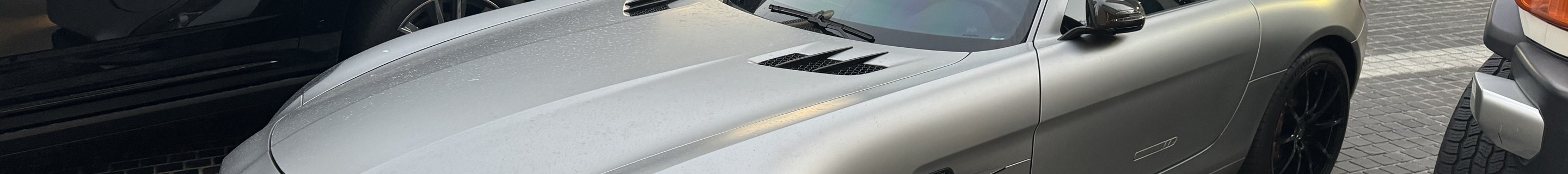 Mercedes-Benz SLS AMG
