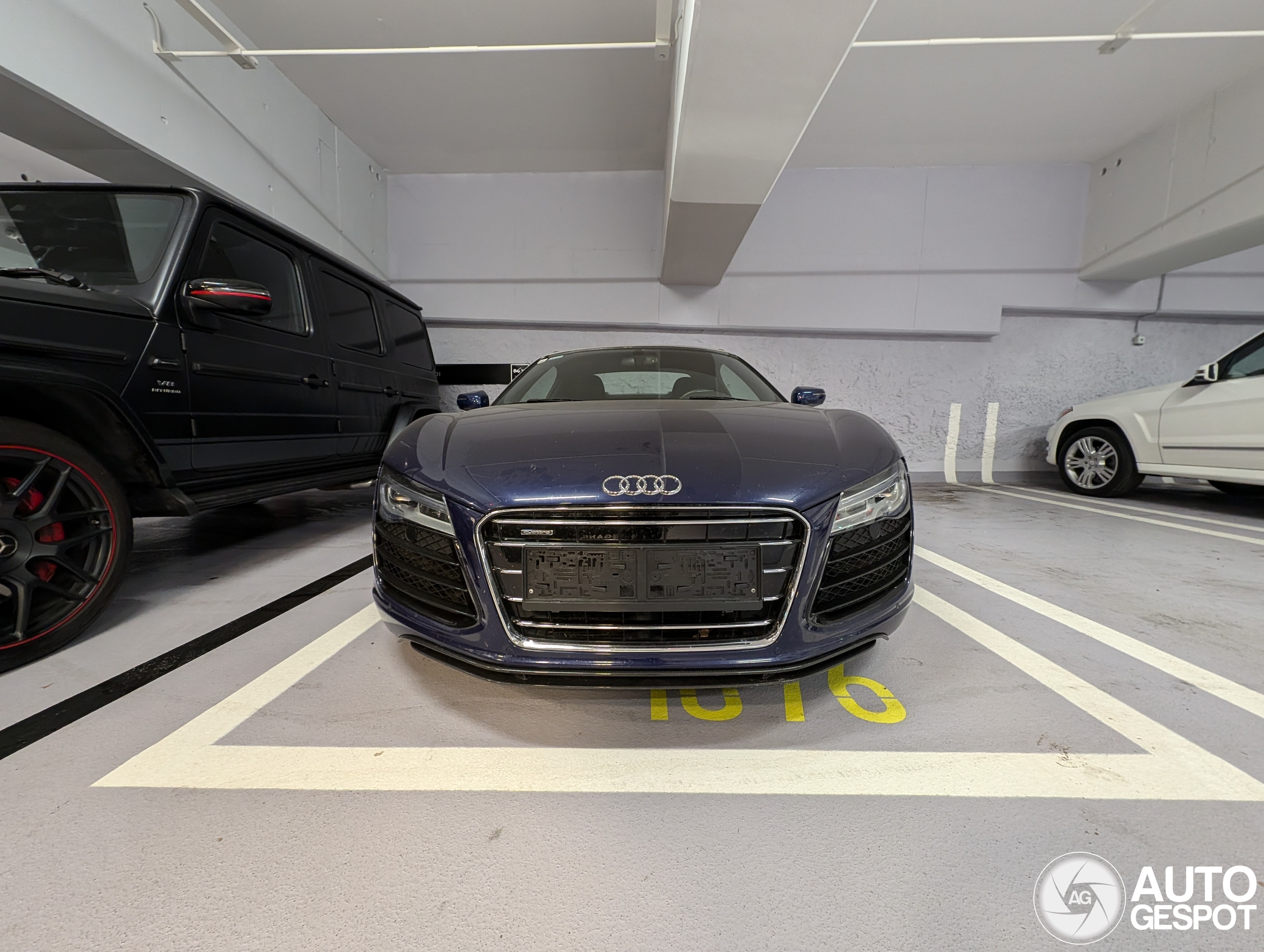 Audi R8 V10 Spyder 2013