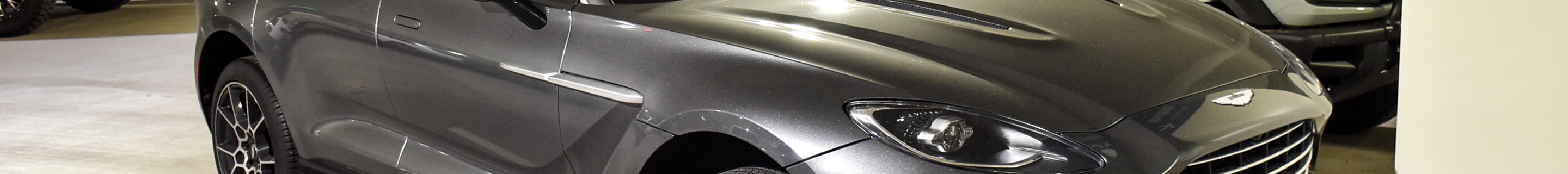 Aston Martin DBX