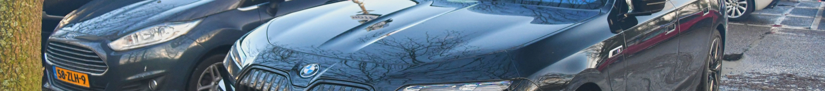 BMW M760e xDrive