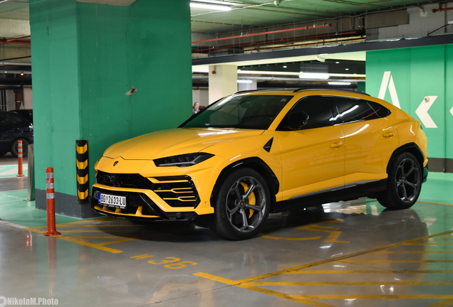 Lamborghini Urus