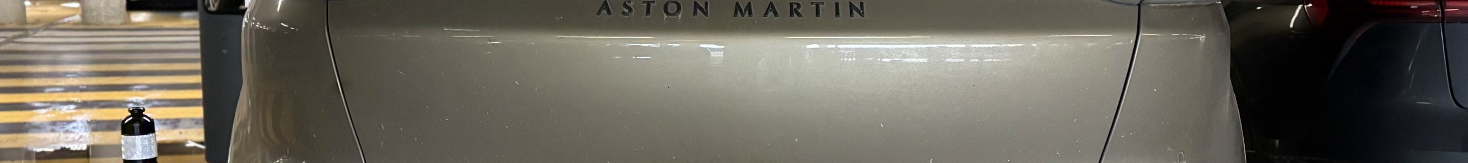 Aston Martin DBX