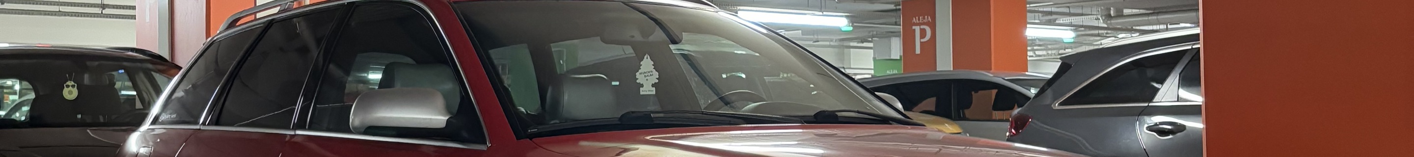 Audi RS4 Avant B5