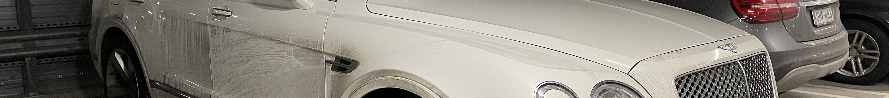 Bentley Bentayga Hybrid