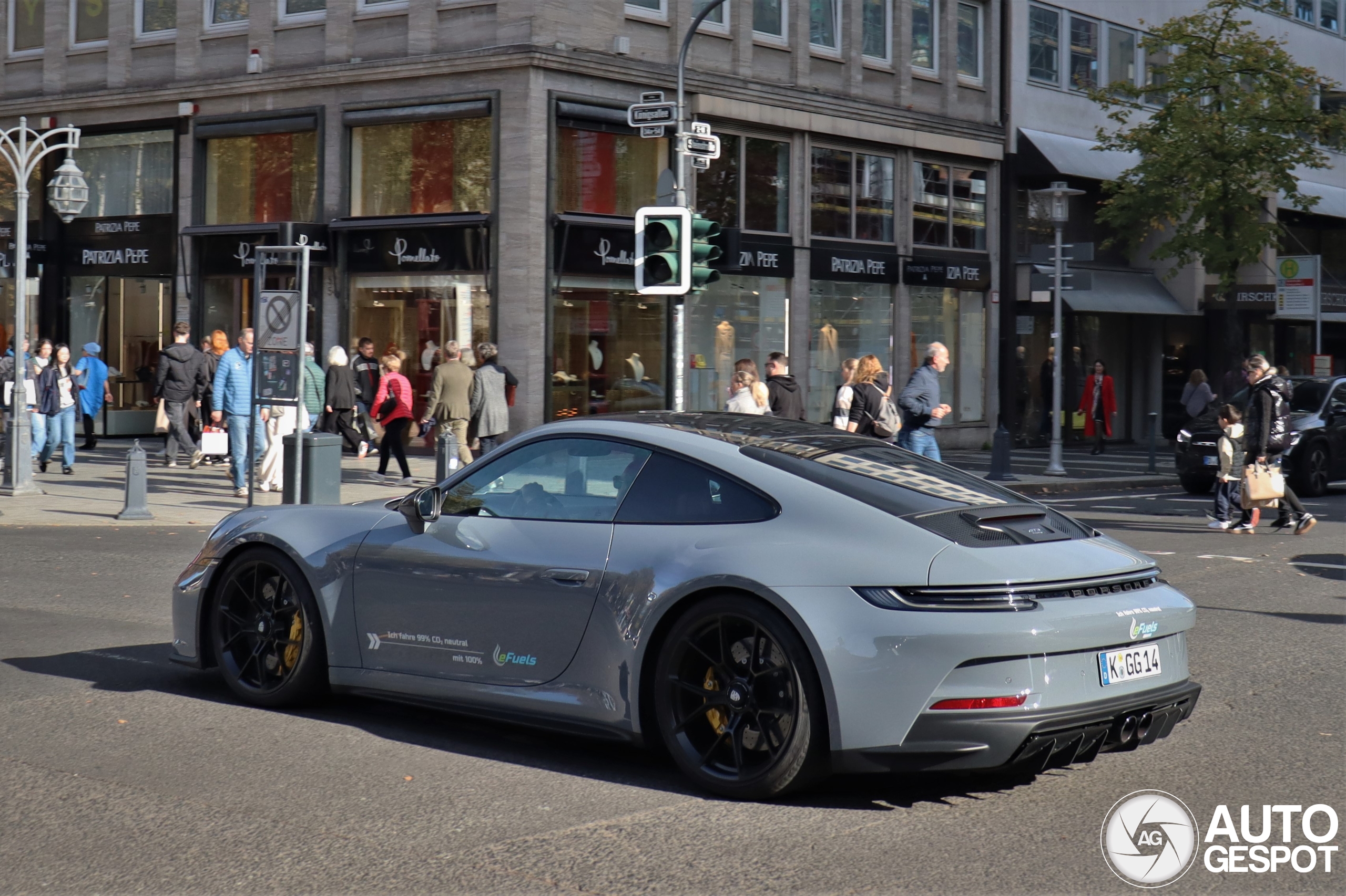 Porsche 992 GT3 Touring