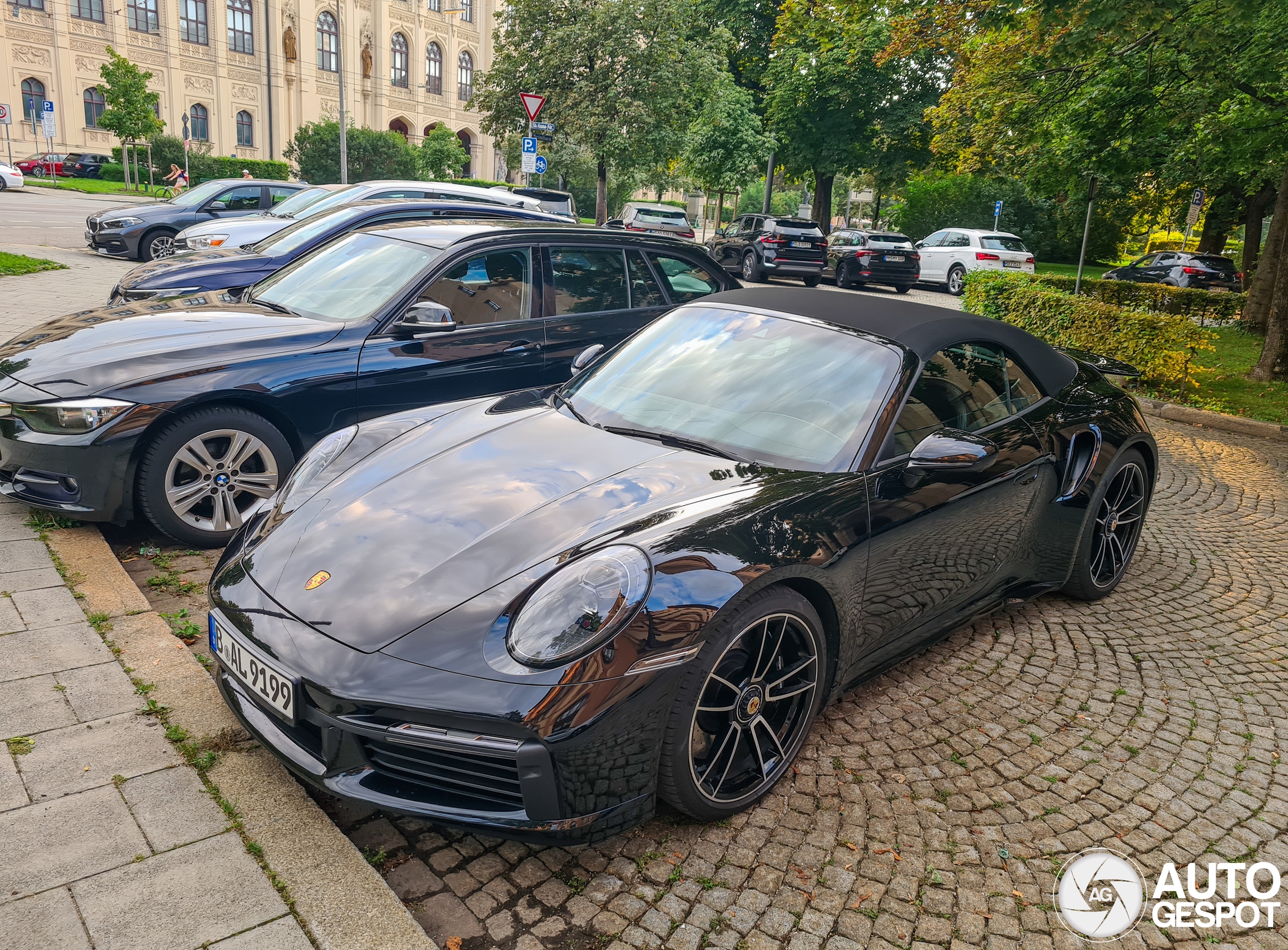Porsche 992 Turbo S Cabriolet