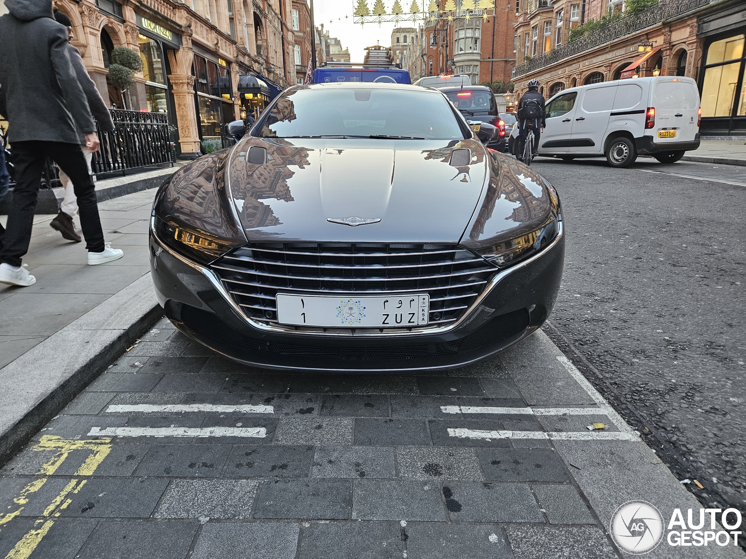 Aston Martin Lagonda Taraf