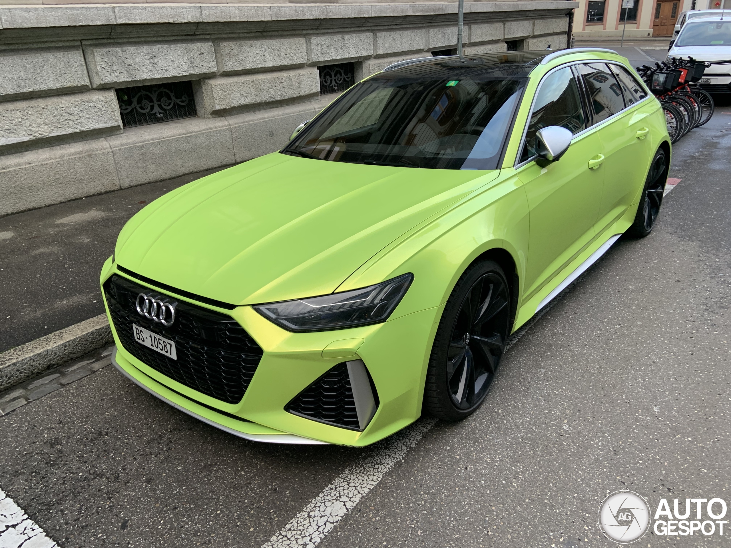Audi RS6 Avant C8