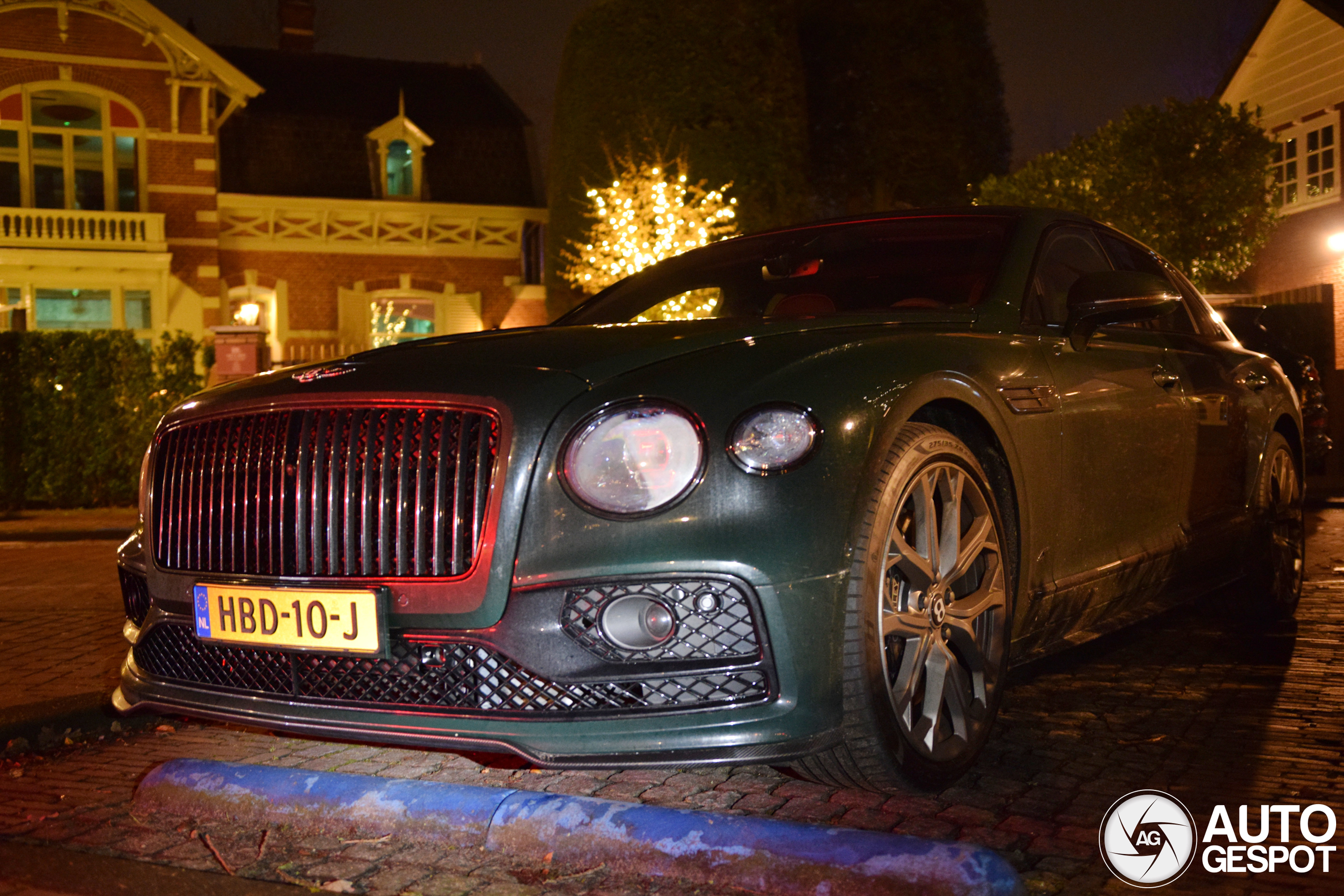 Bentley Flying Spur Hybrid S