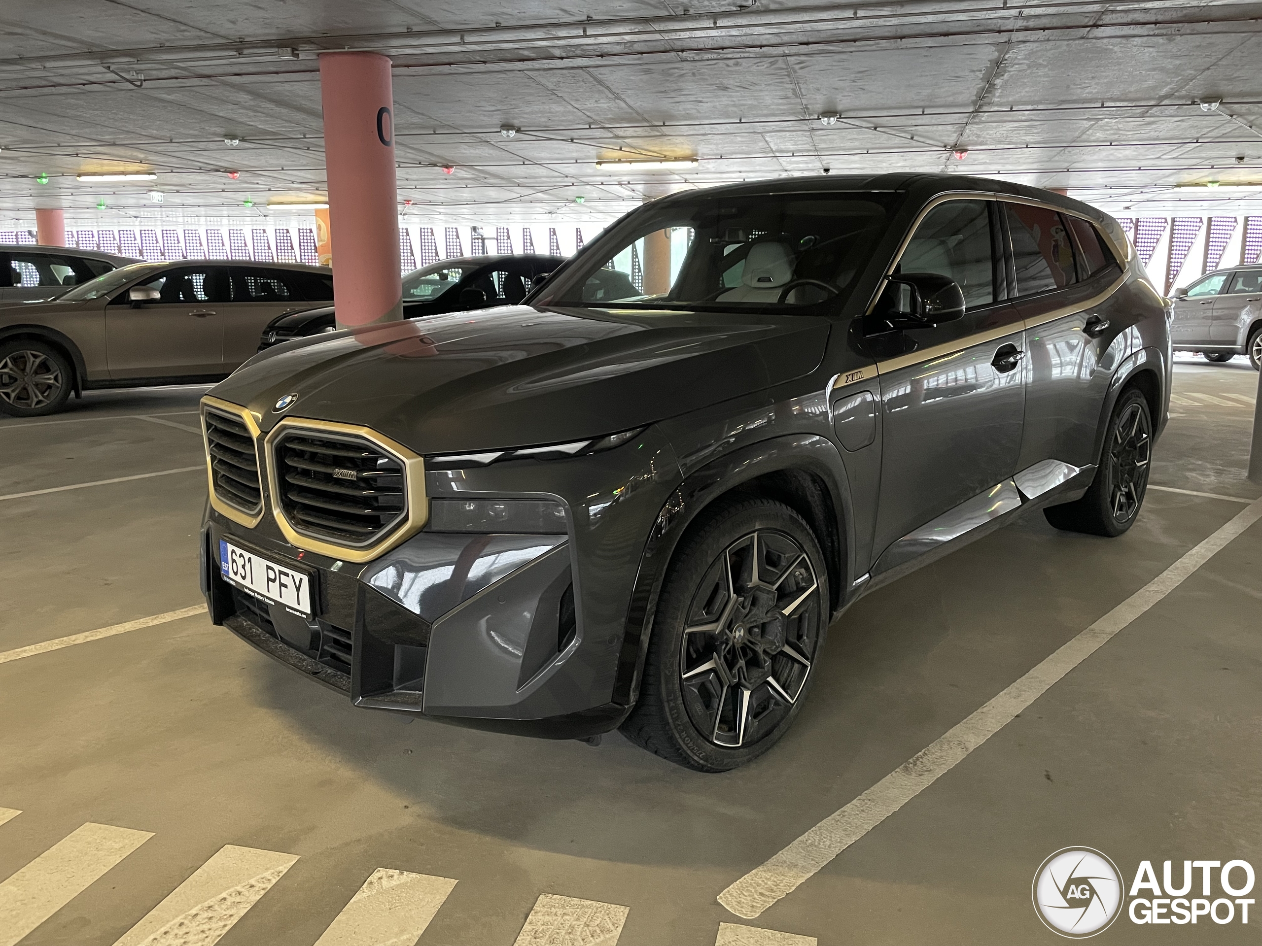 BMW XM G09