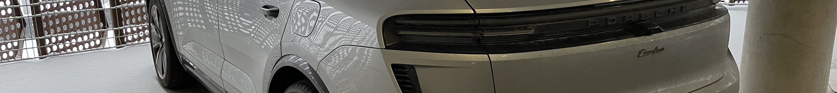 Porsche Macan EV Turbo