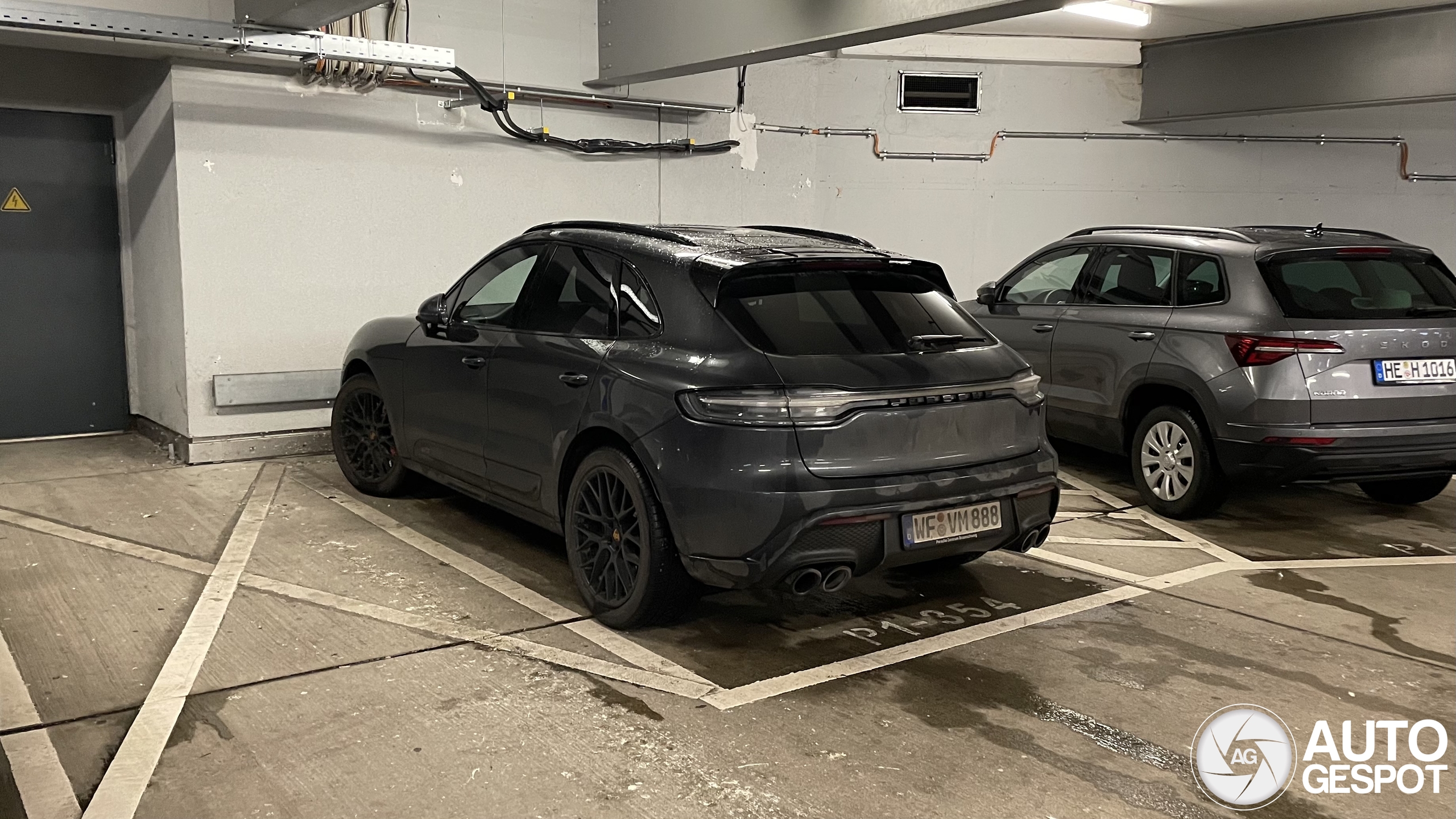 Porsche 95B Macan GTS MkIII