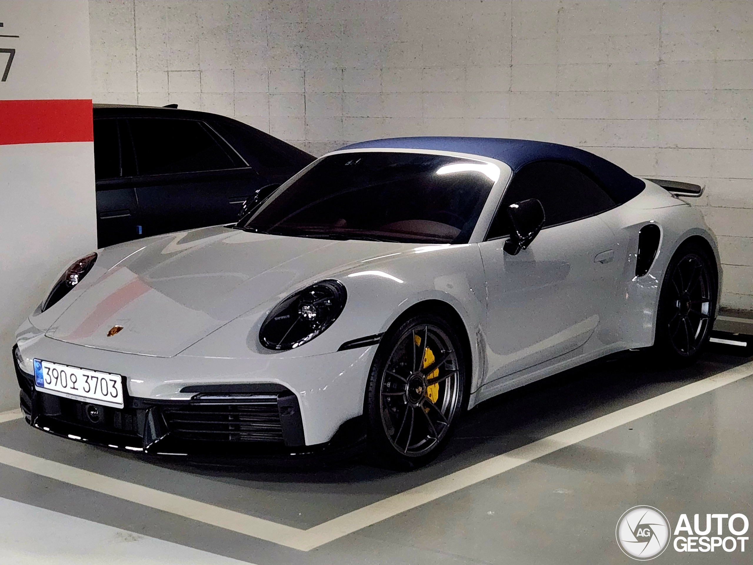 Porsche 992 Turbo S Cabriolet