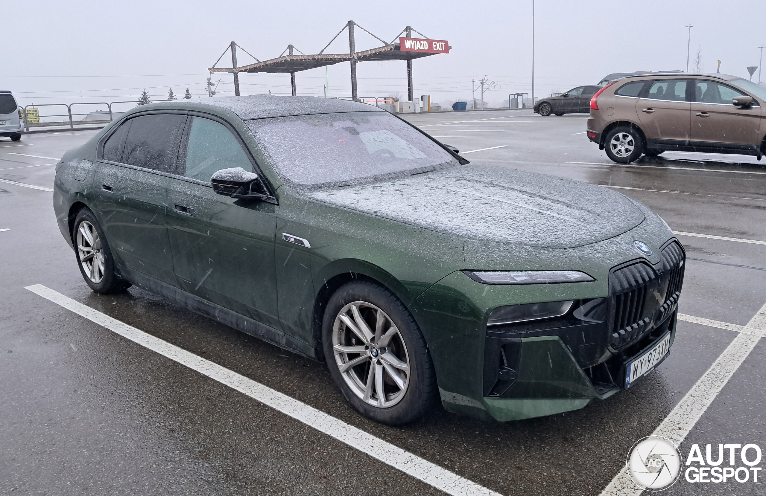 BMW M760e xDrive