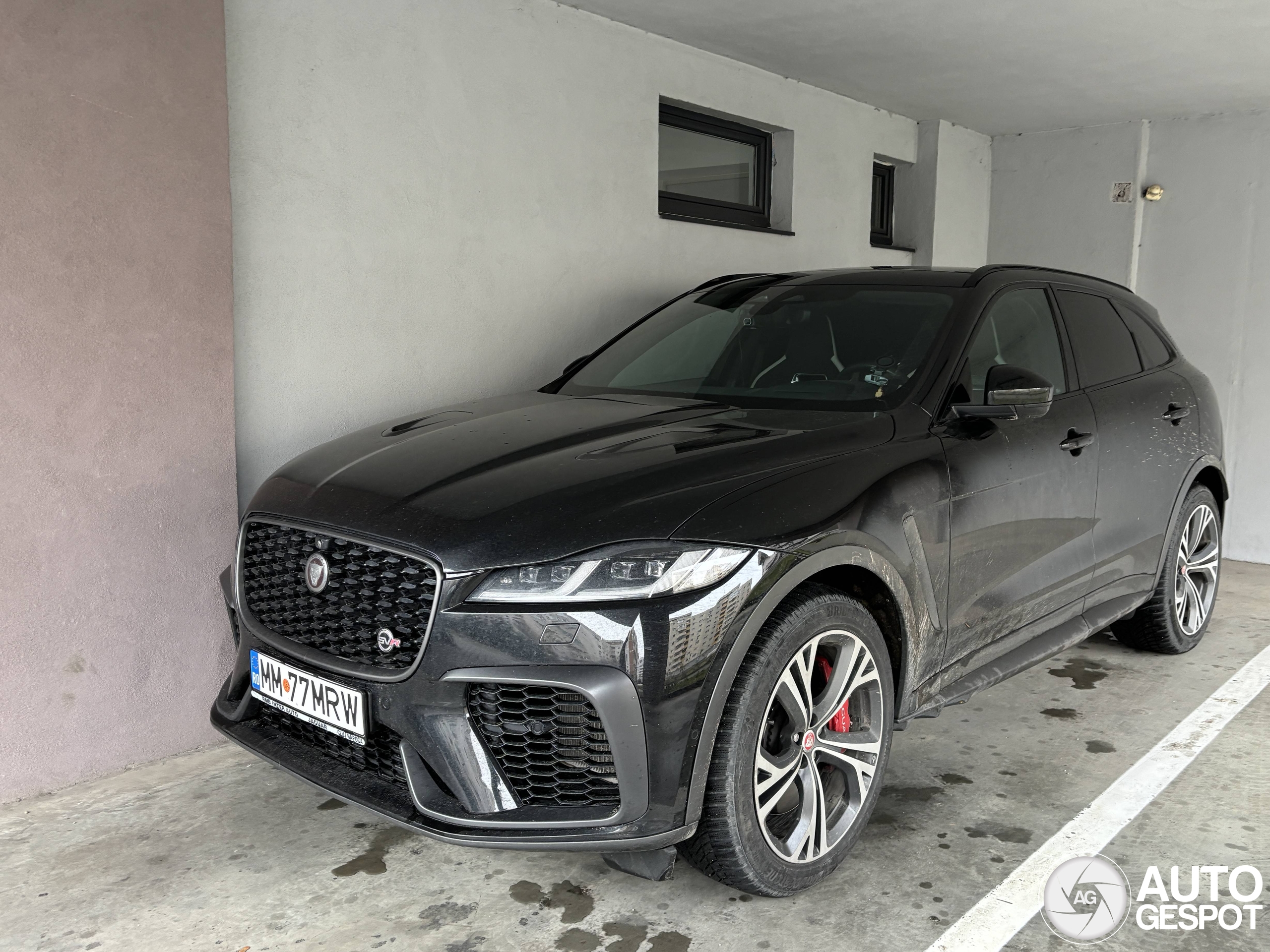 Jaguar F-PACE SVR 2021