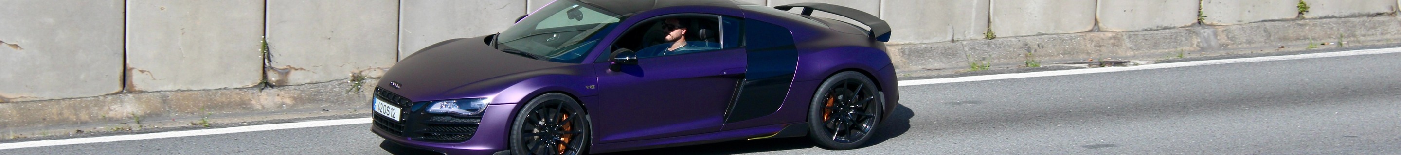 Audi R8 V10