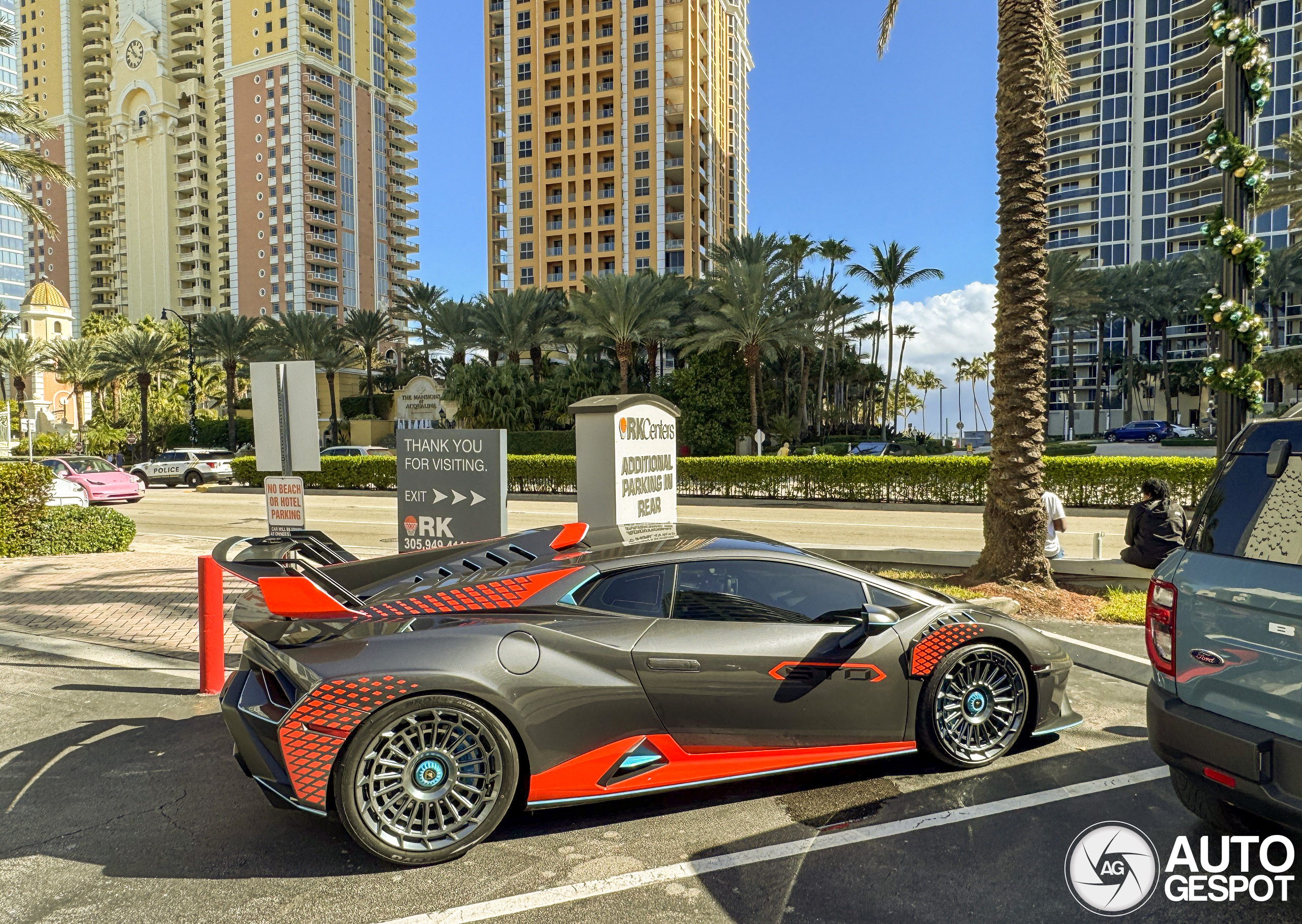 Lamborghini Huracán LP640-2 STO
