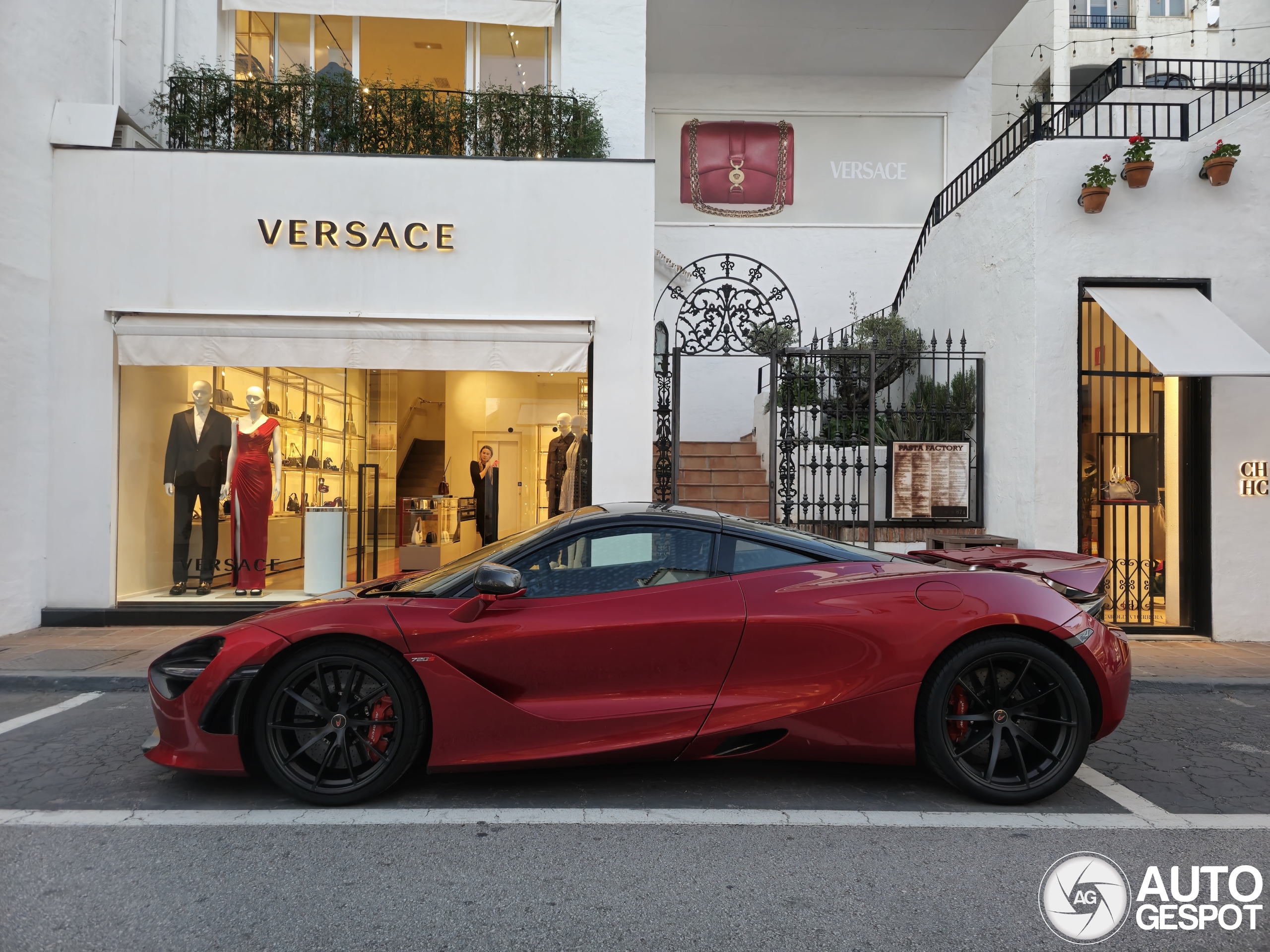 McLaren 720S