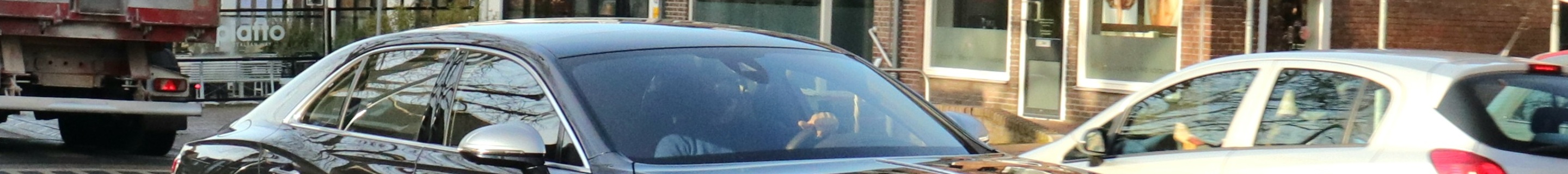 Bentley Flying Spur Mulliner 2025