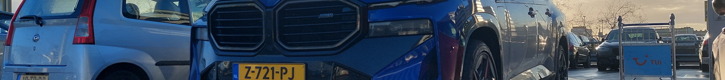 BMW XM G09