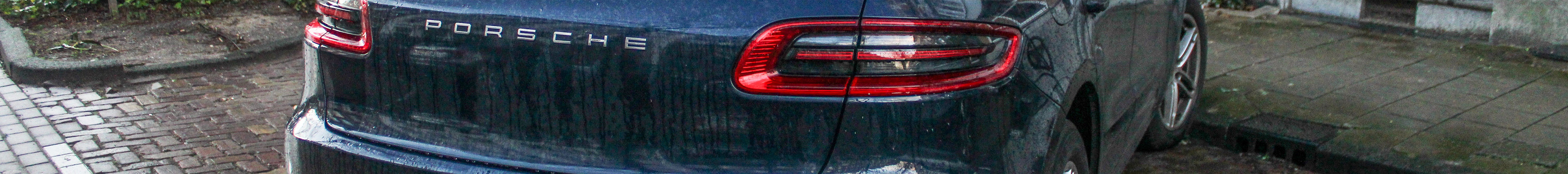 Porsche 95B Macan Turbo
