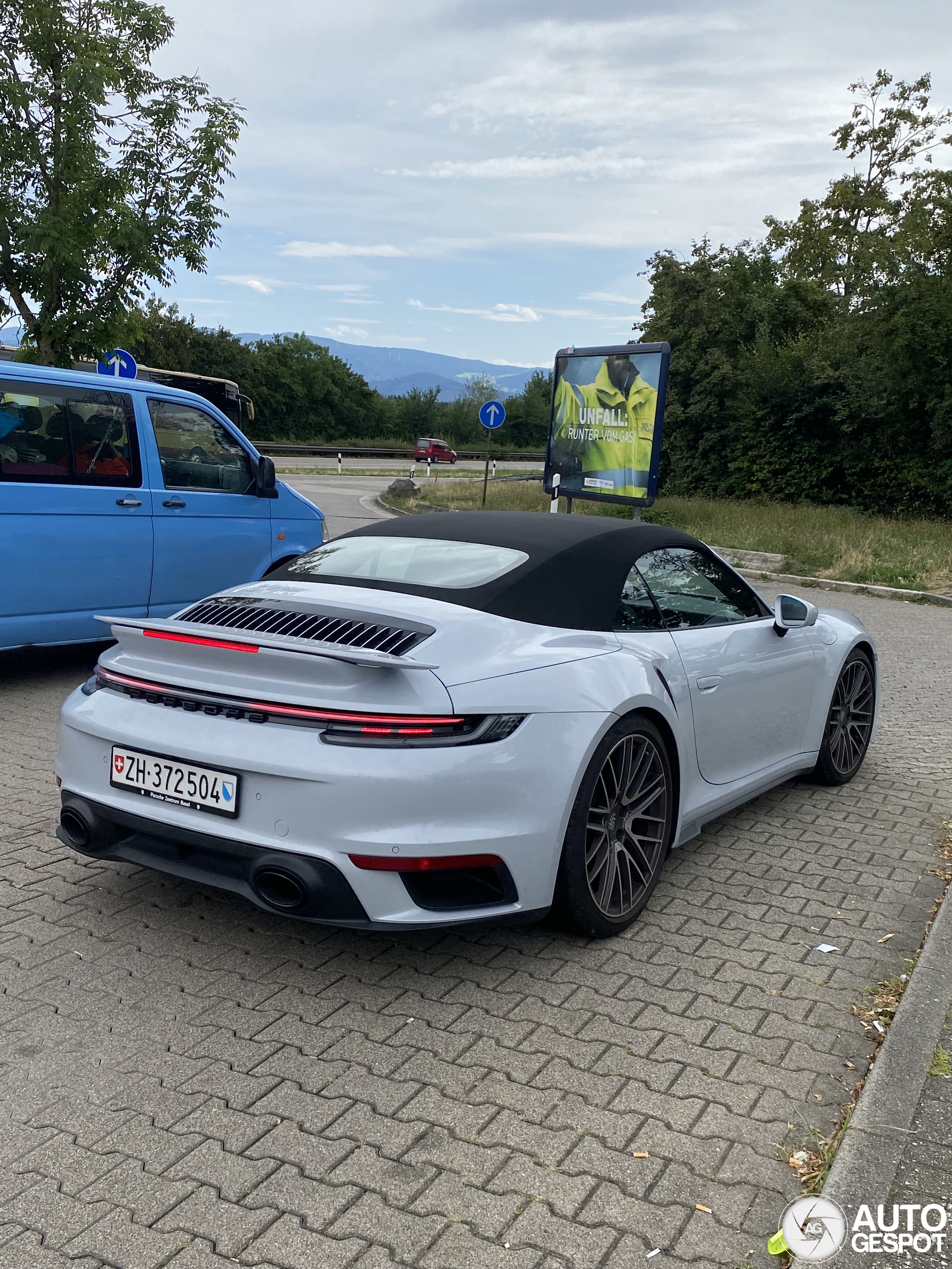 Porsche 992 Turbo S Cabriolet