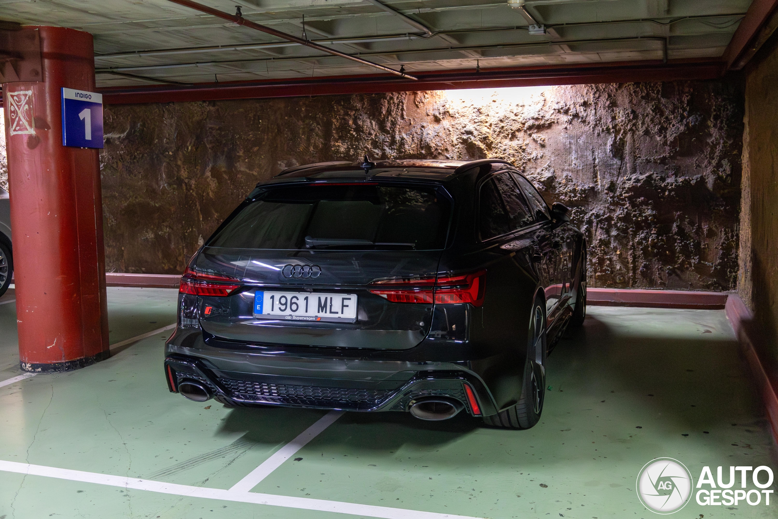 Audi RS6 Avant C8