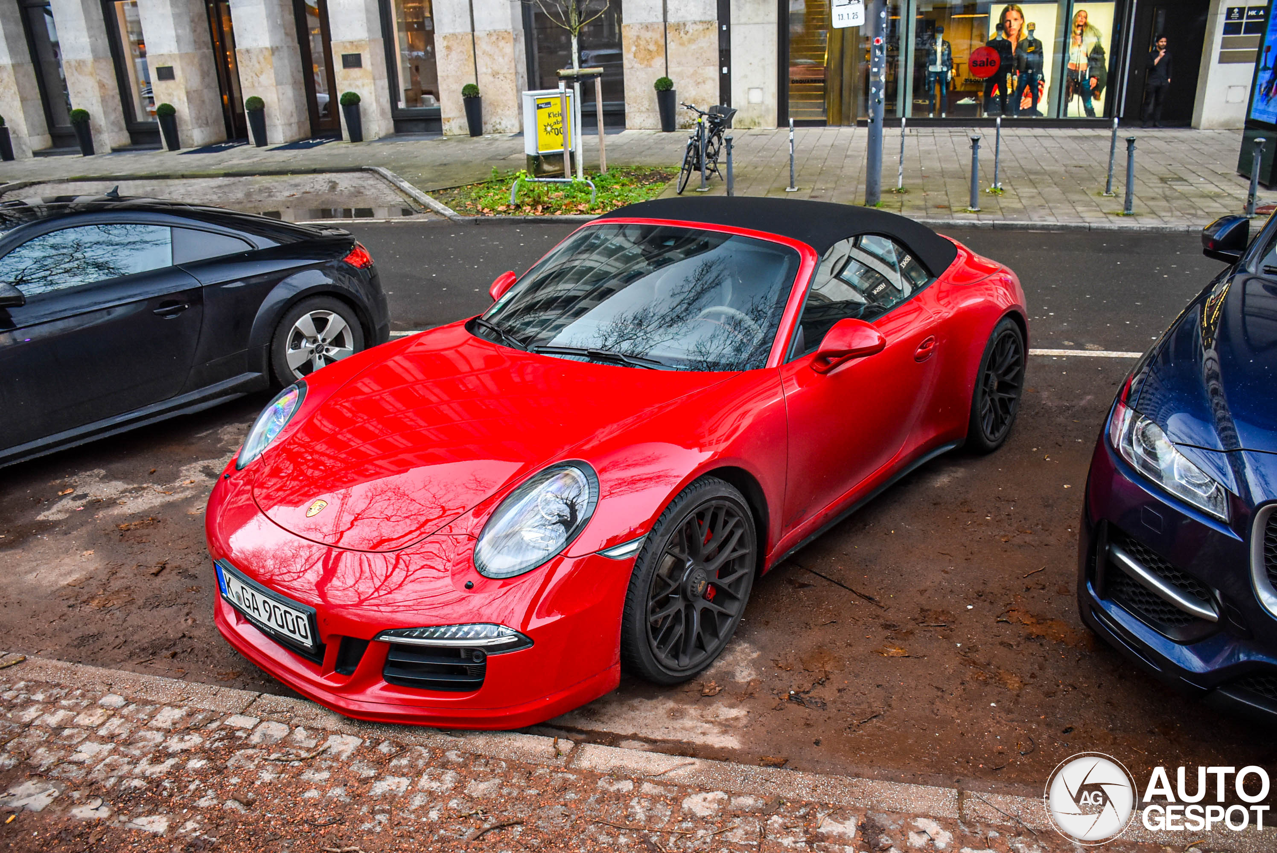 Porsche 991 Carrera 4 GTS Cabriolet MkI