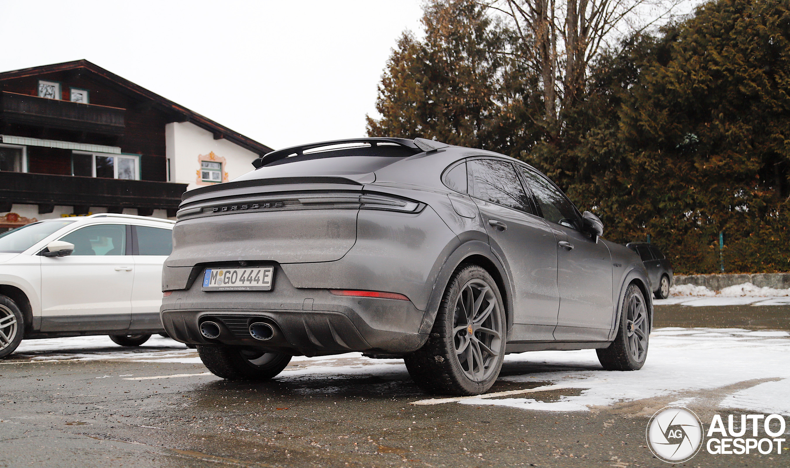 Porsche Cayenne Coupé Turbo E-Hybrid