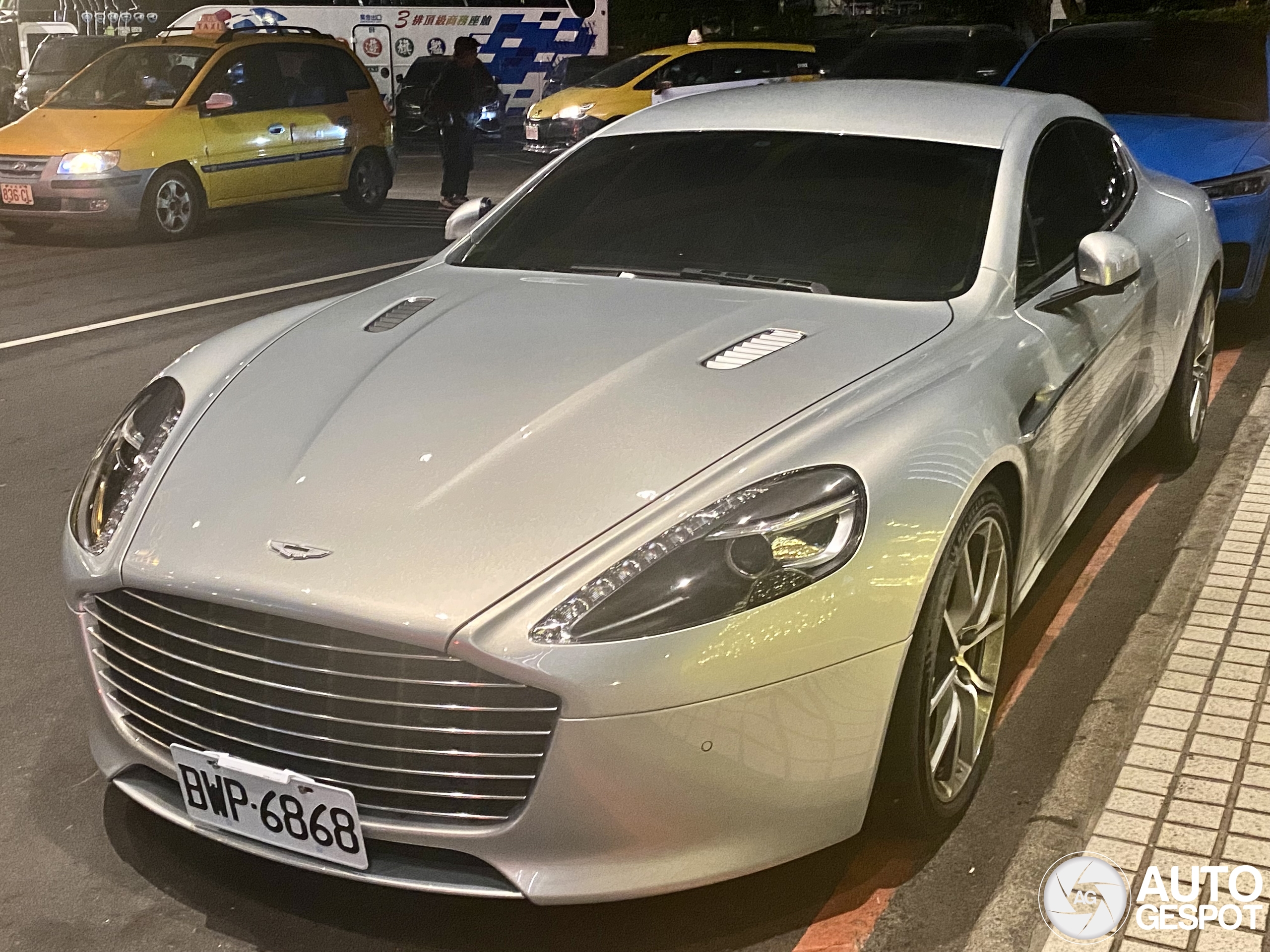 Aston Martin Rapide S