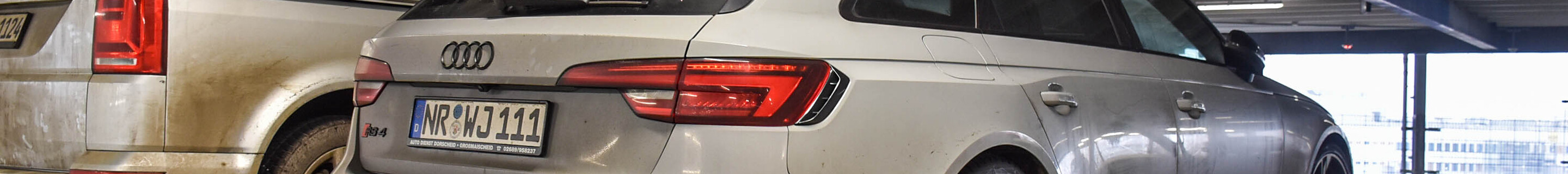 Audi RS4 Avant B9