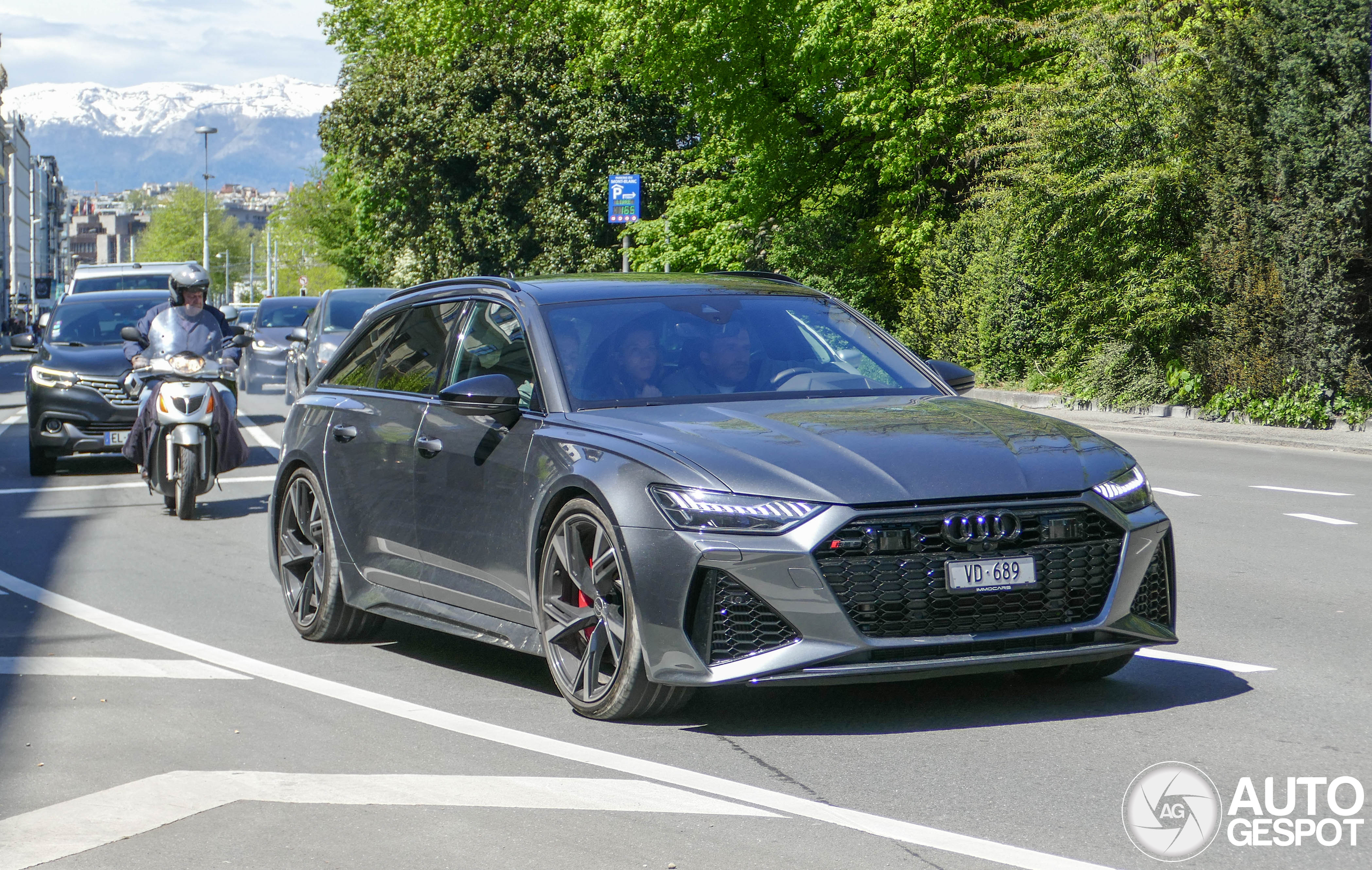 Audi RS6 Avant C8